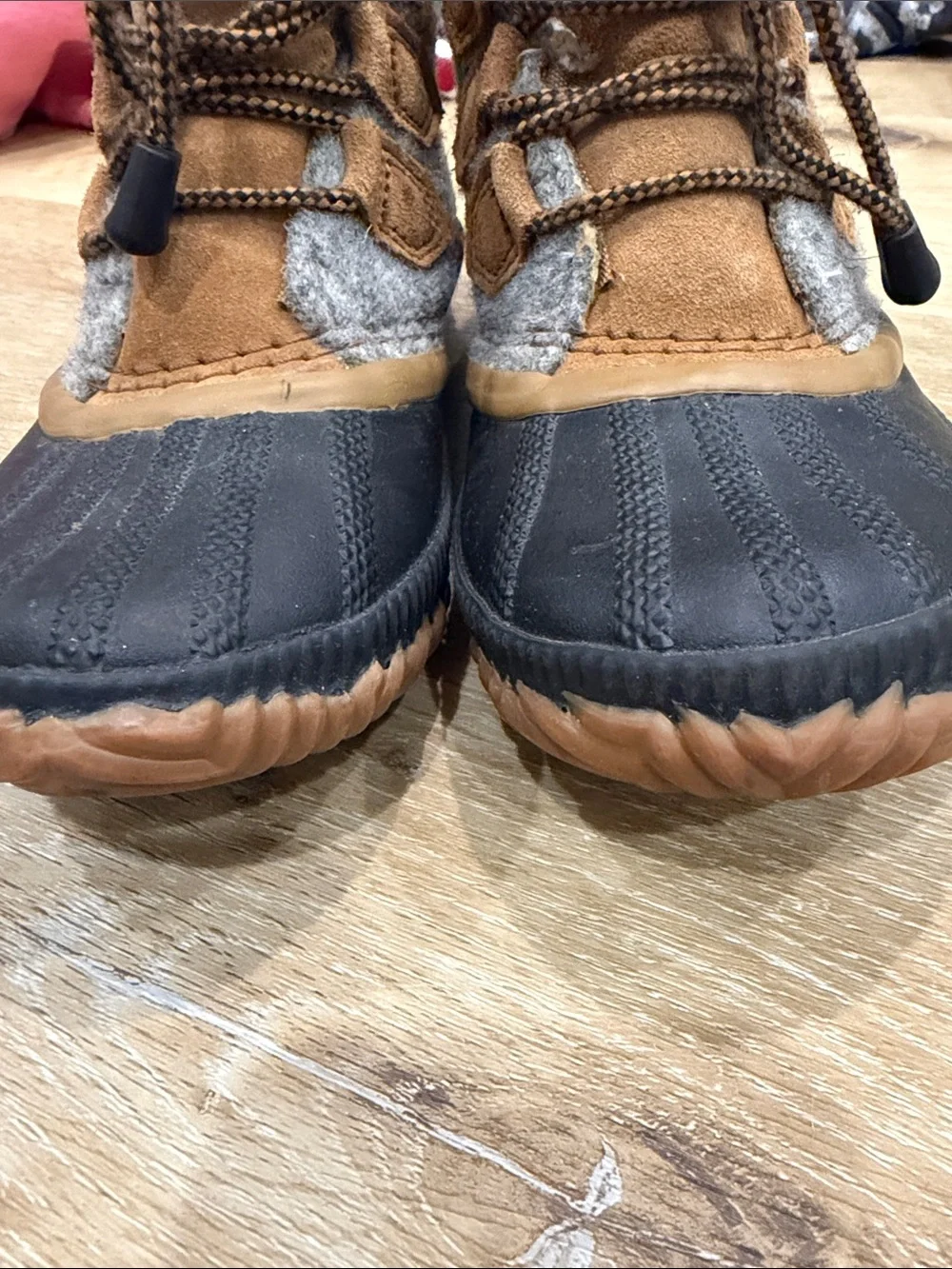 Sorel Out N About girls winter boots size 3